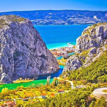 Apartments & Restaurant Galeb Marusici  Eksteriør billede